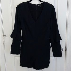 Club Mónaco long sleeve ruffle romper